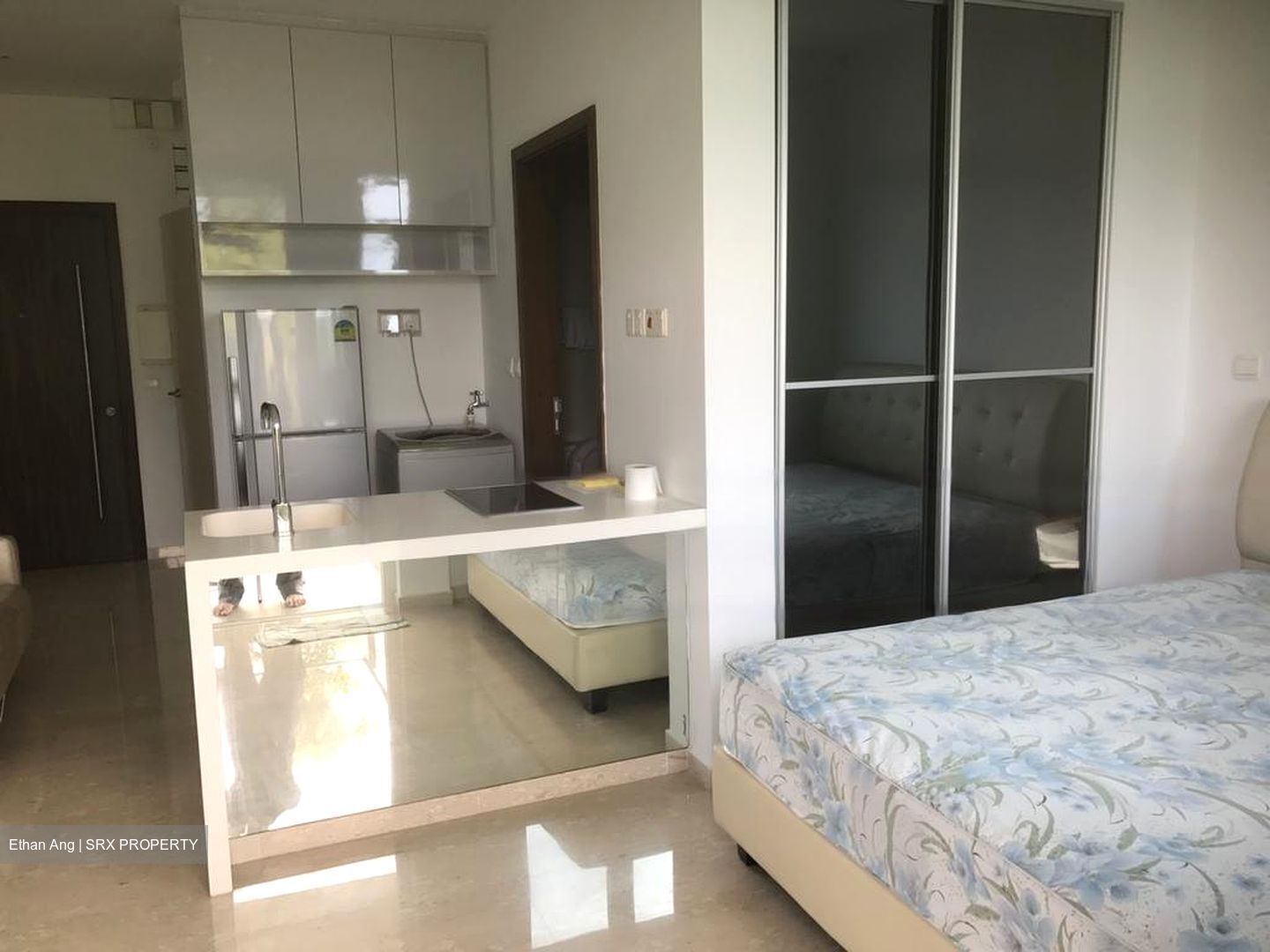 Pasir Panjang Road (D5), Condominium #458858811